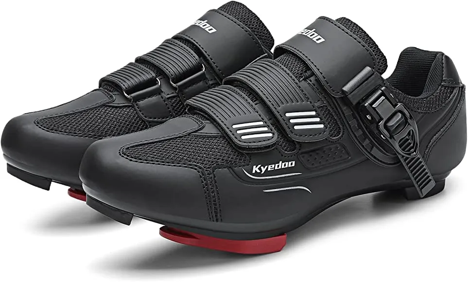 sapatos pretos Kyedoo