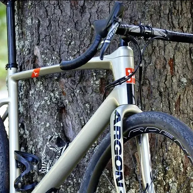 Gravel bike head tube and fork